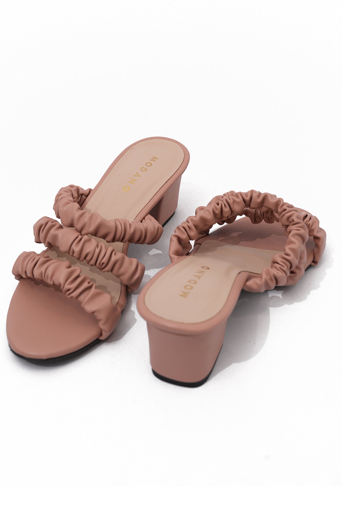 Modano Women's Casual Shoe