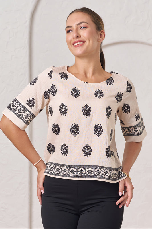 ENVOGUE Women's Beige Casual Blouse