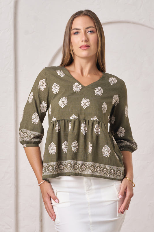 ENVOGUE Women's Green Casual Blouse