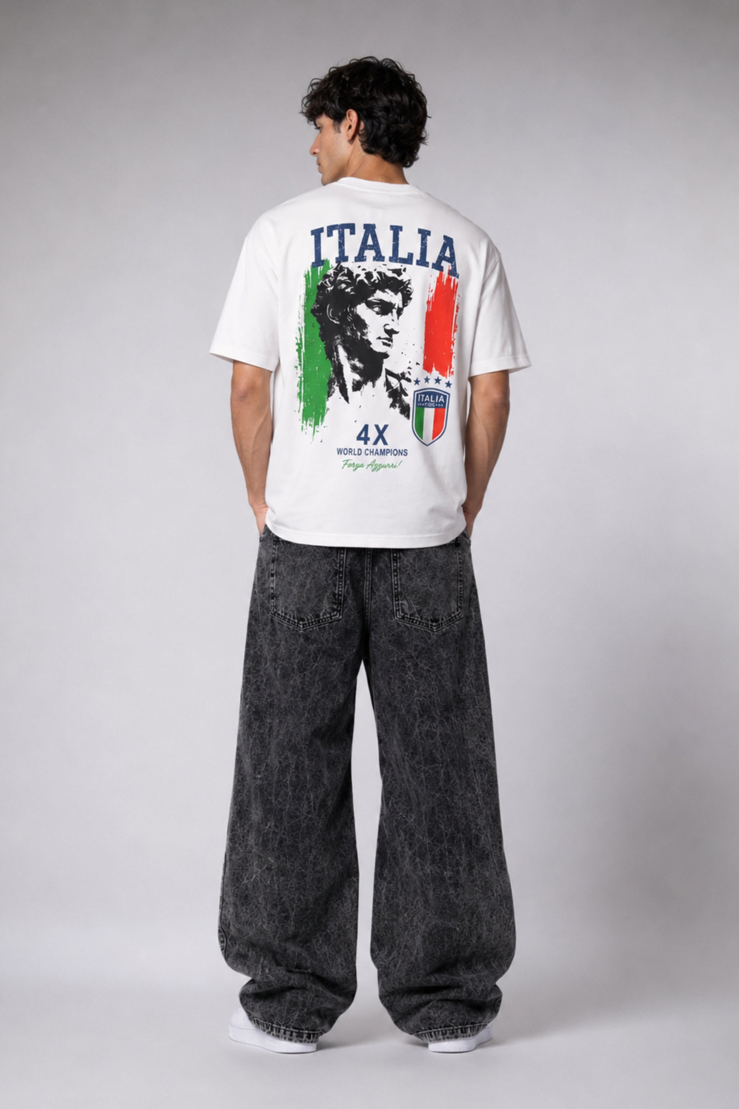 HUSTLE FIFA Unisex Relax Fit T-Shirt - Italia