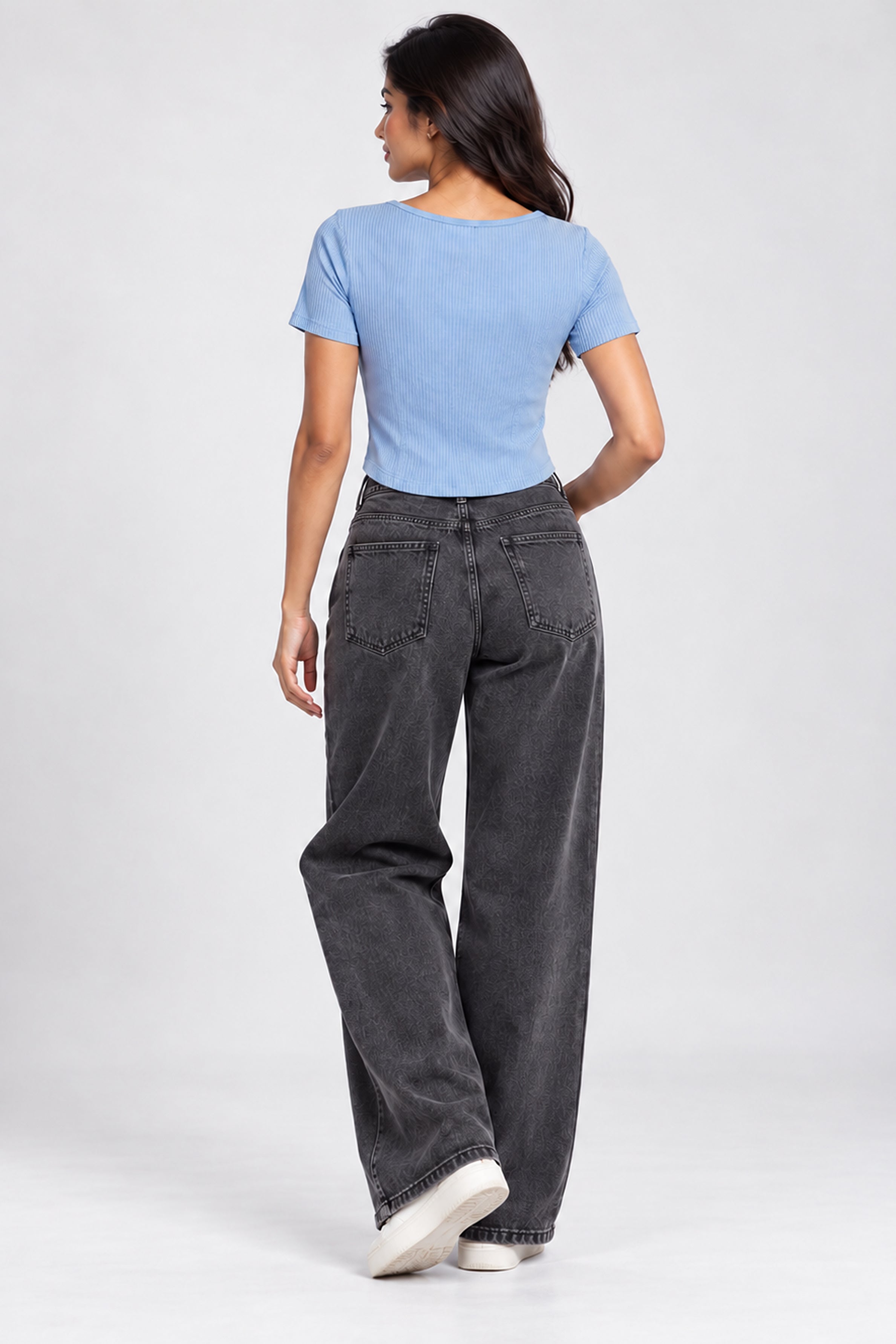 MODANO PETALS IN BLOOM Casual Top - Light Blue