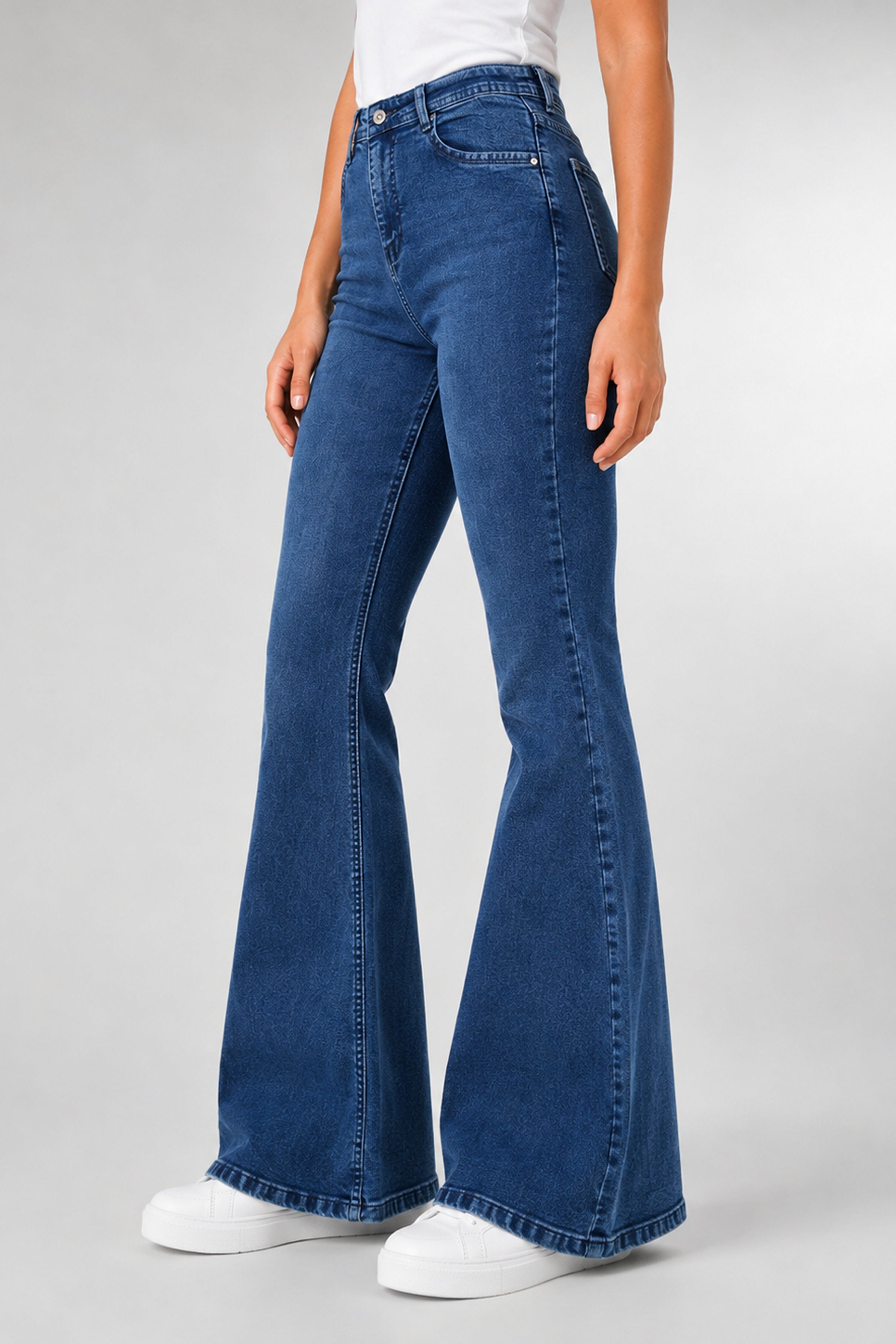 MODANO Women's Jeans - Stone Blue