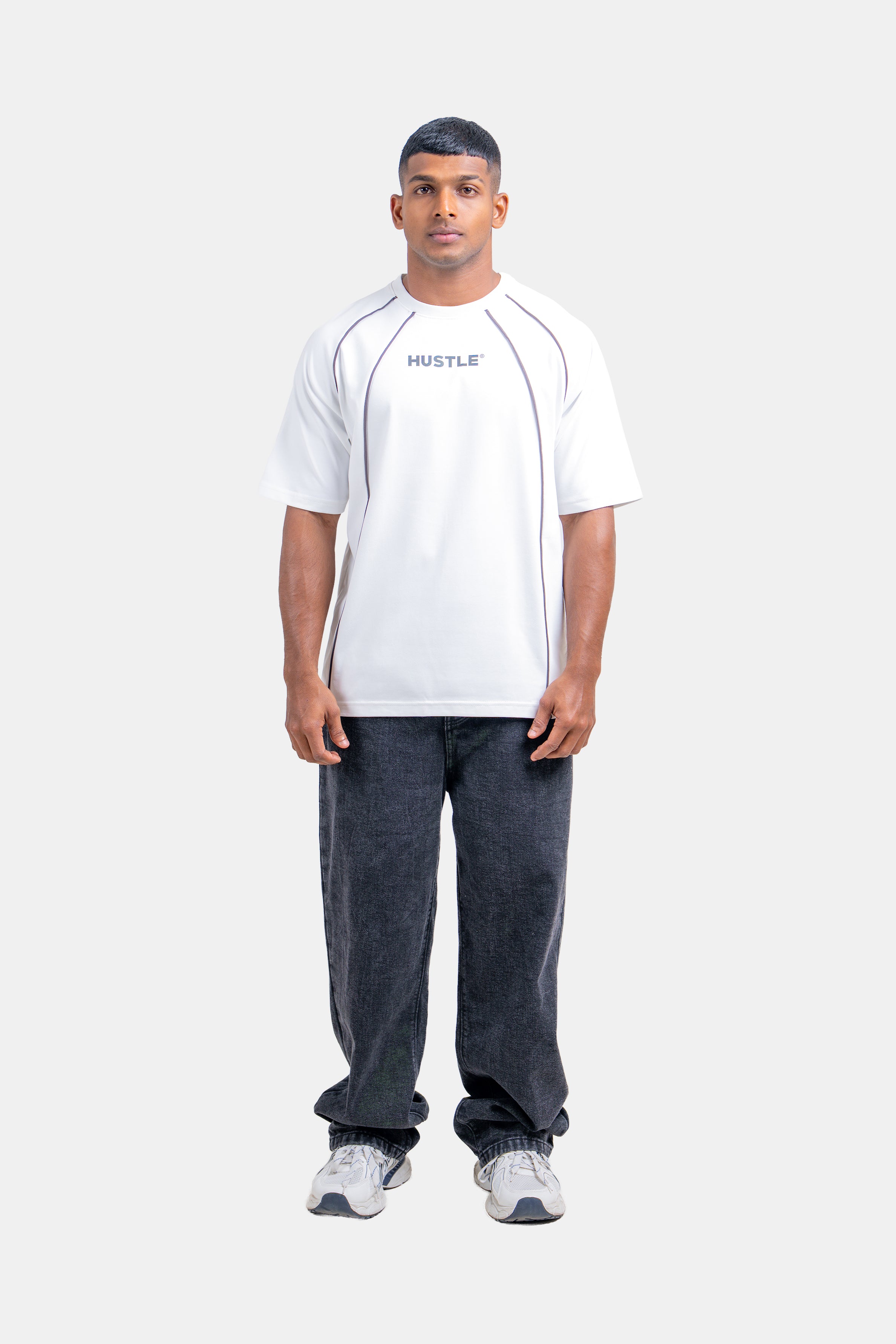 Hustle Men's Crew Neck T-Shirt - White & Black