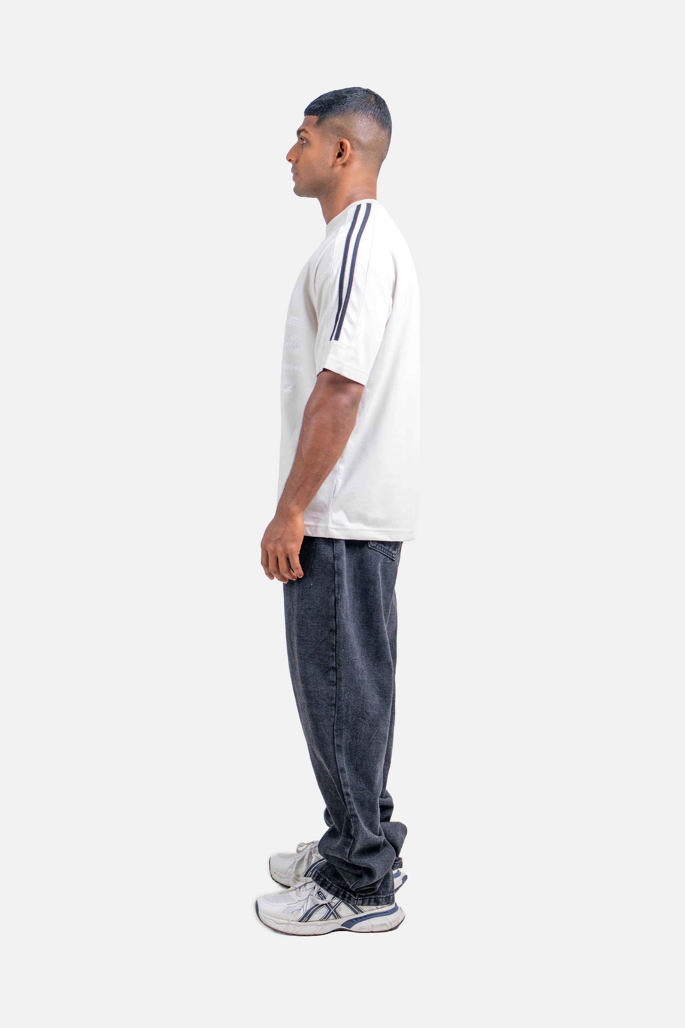 Hustle Men's Crew Neck T-Shirt - Off White