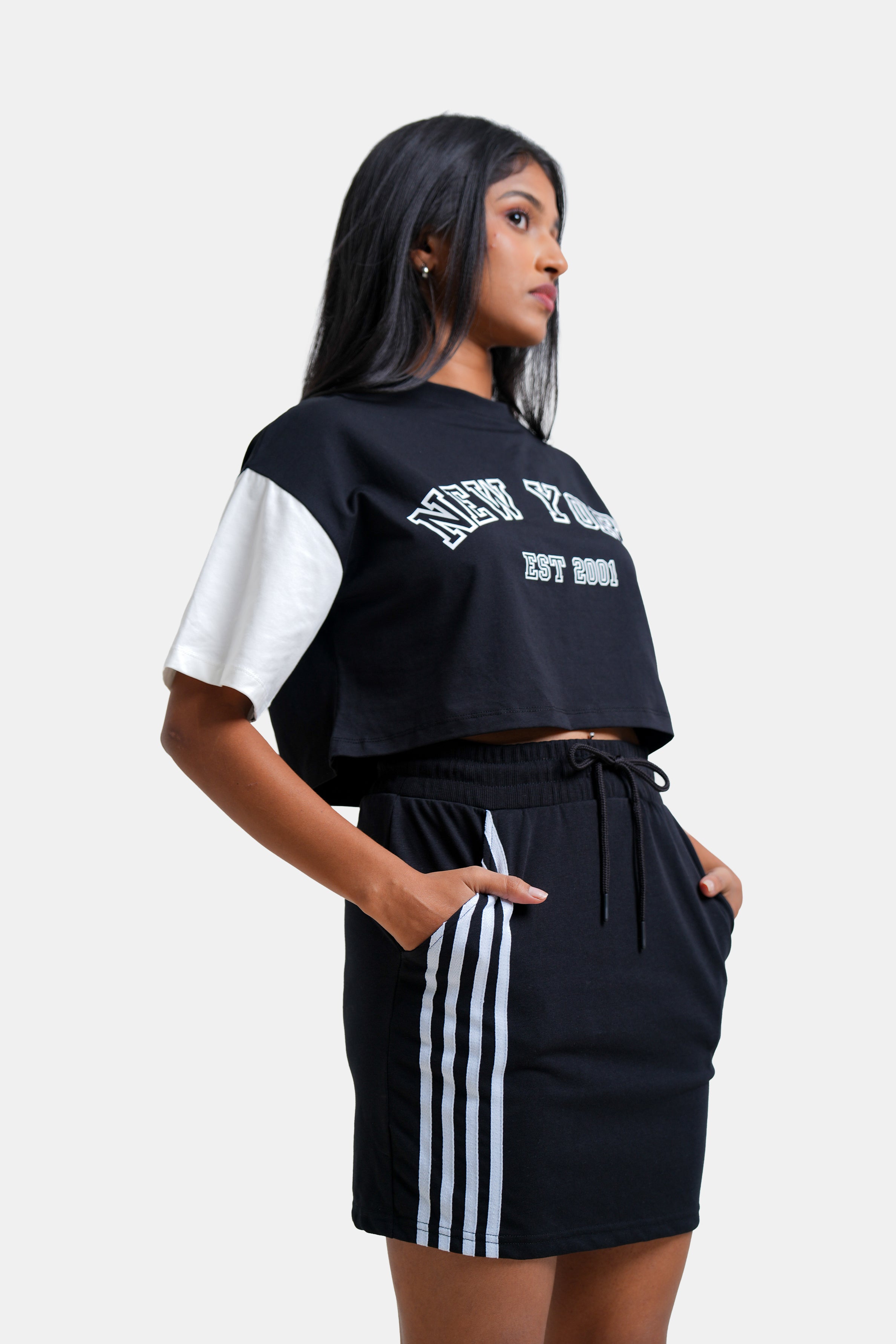 Modano Women's Crop T-Shirt - Casual Wear
