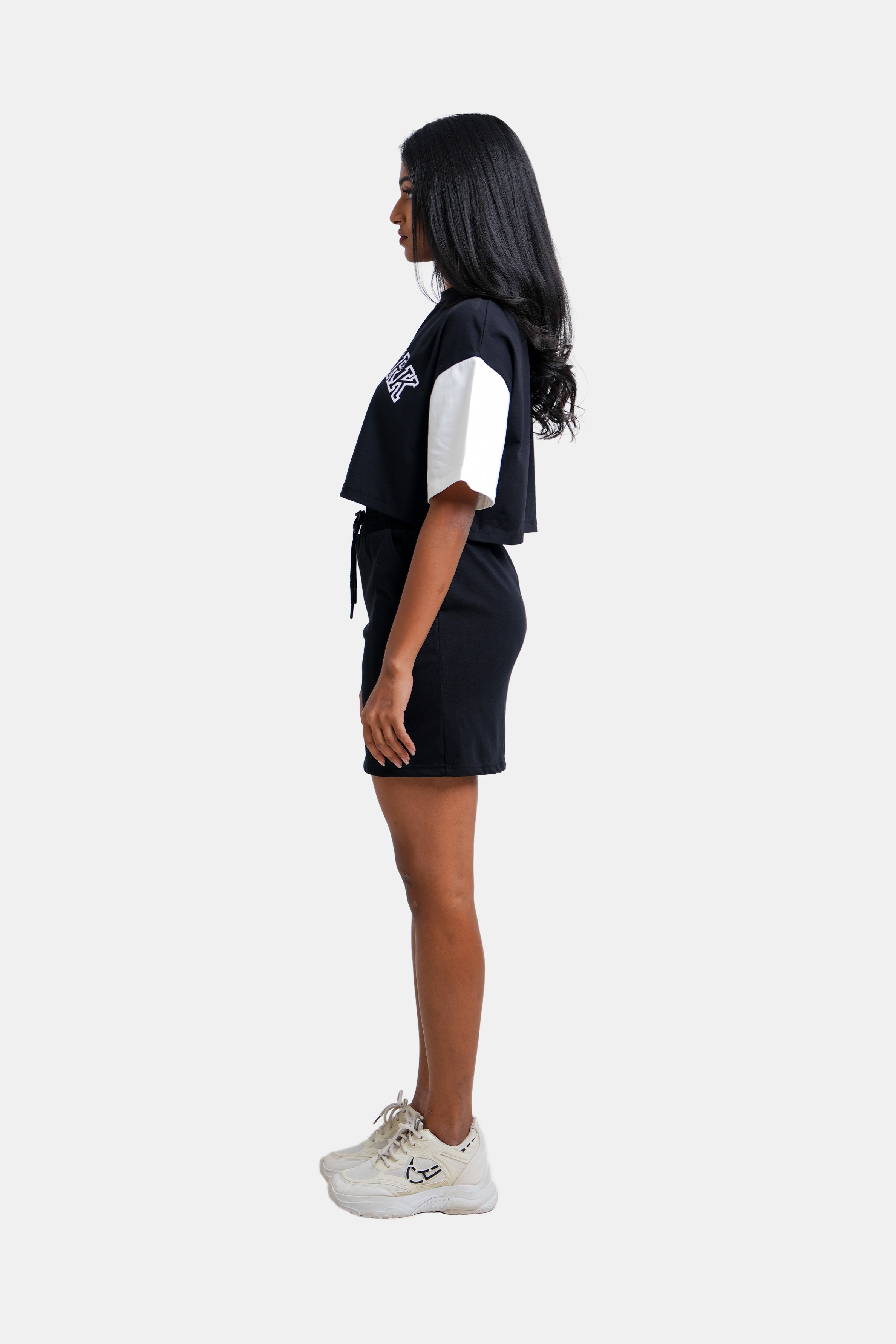 Modano Women's Crop T-Shirt - Casual Wear