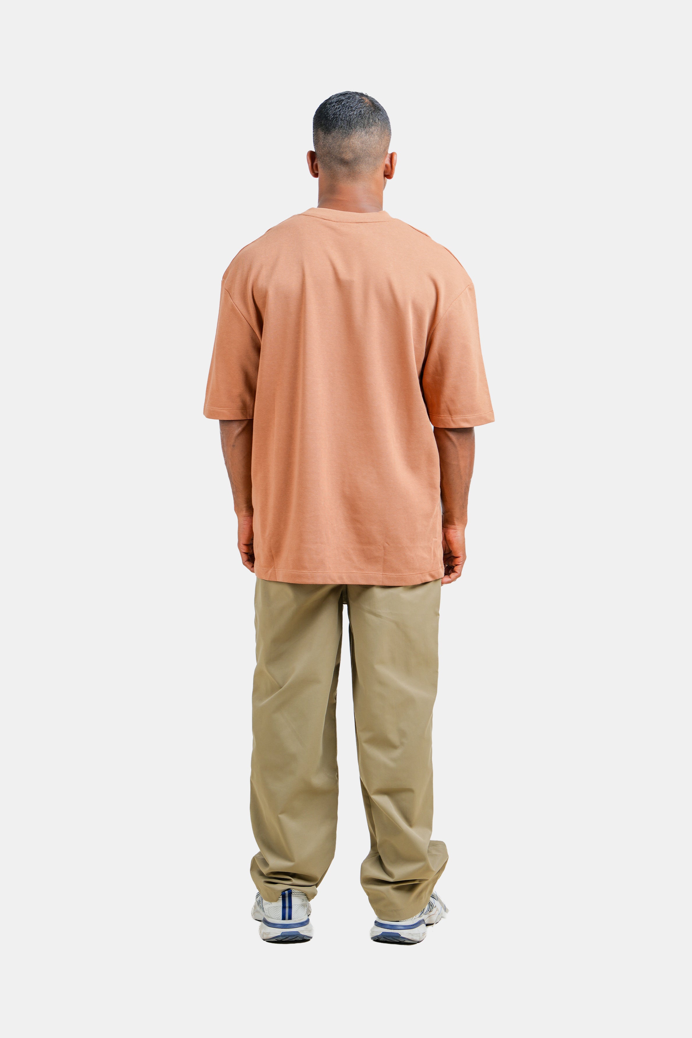 Hustle Men's Crew Neck T-Shirt - Warm Taupe