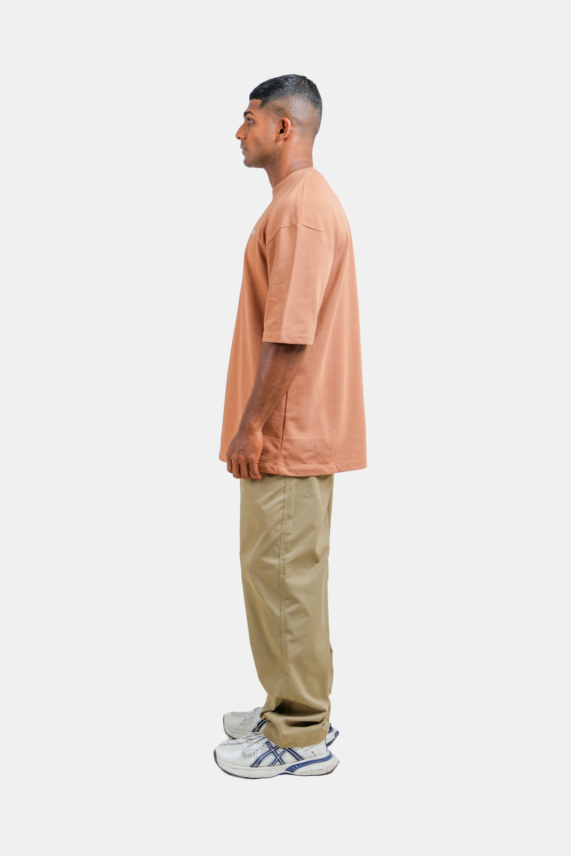 Hustle Men's Crew Neck T-Shirt - Warm Taupe