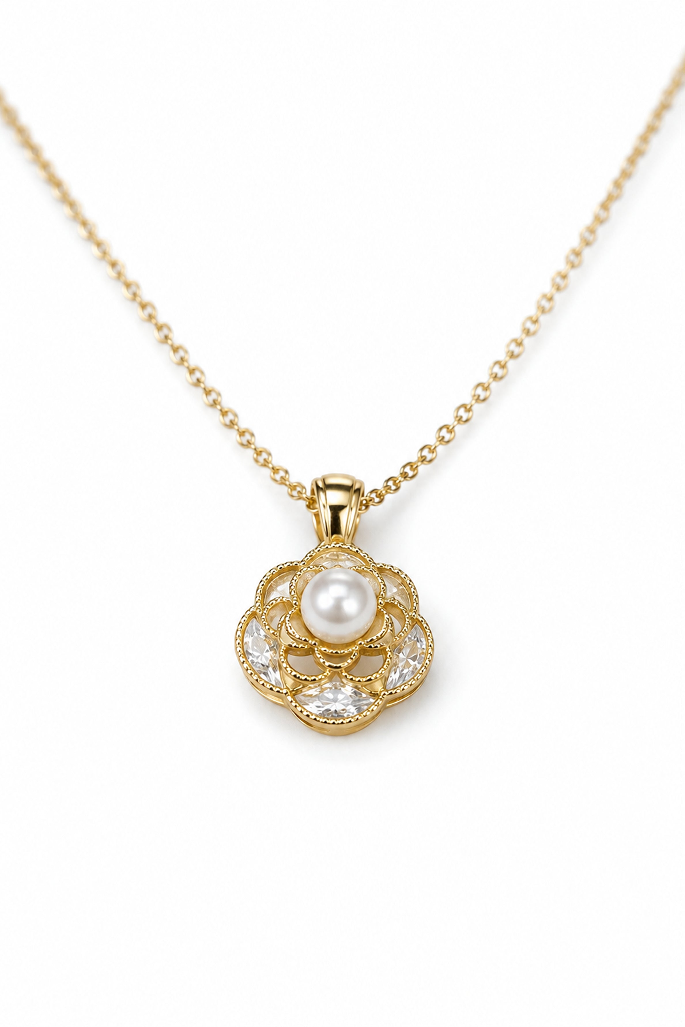 Women's Elegant Jewellery Chain with Pendant