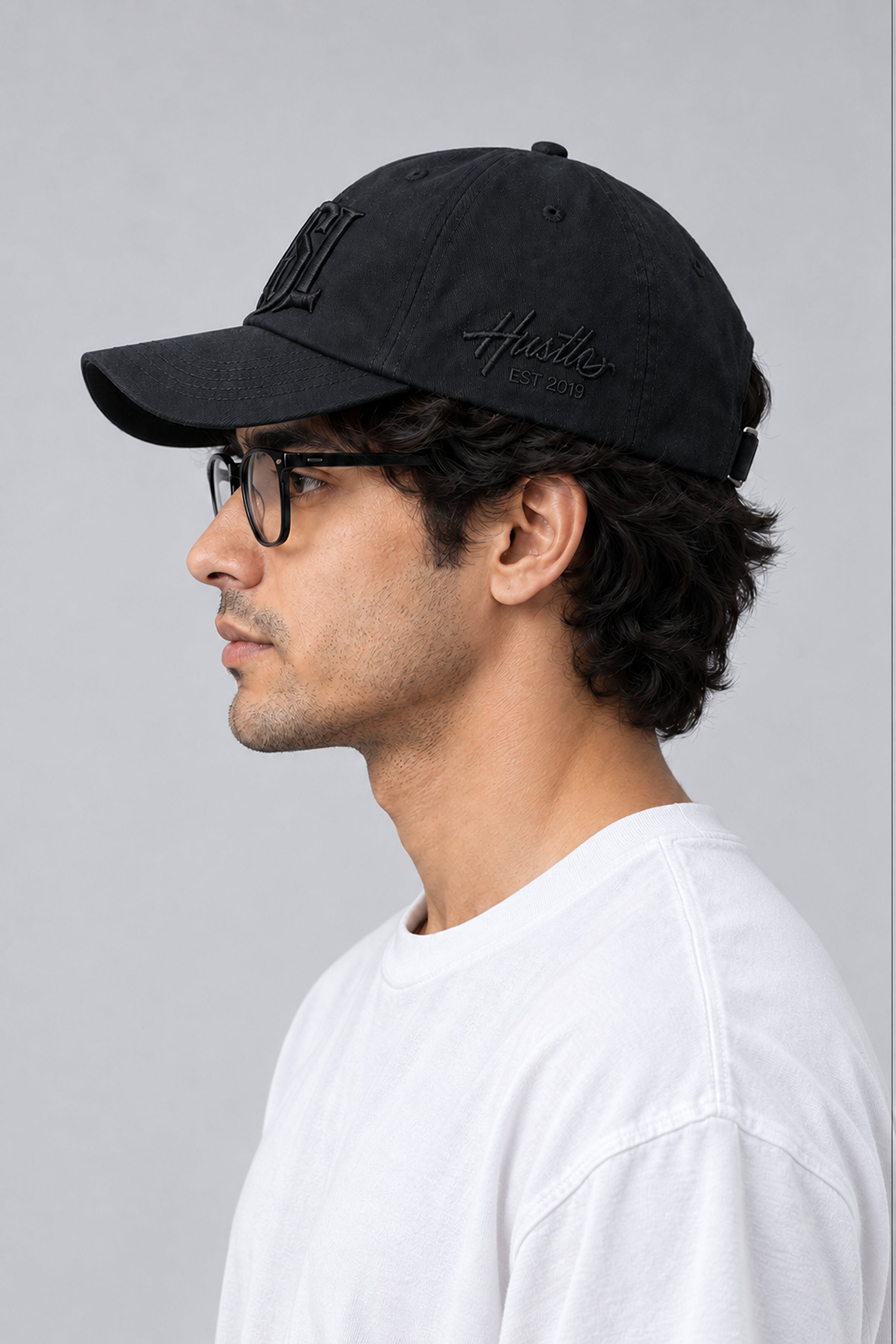 HUSTLE Men's Cap - Black