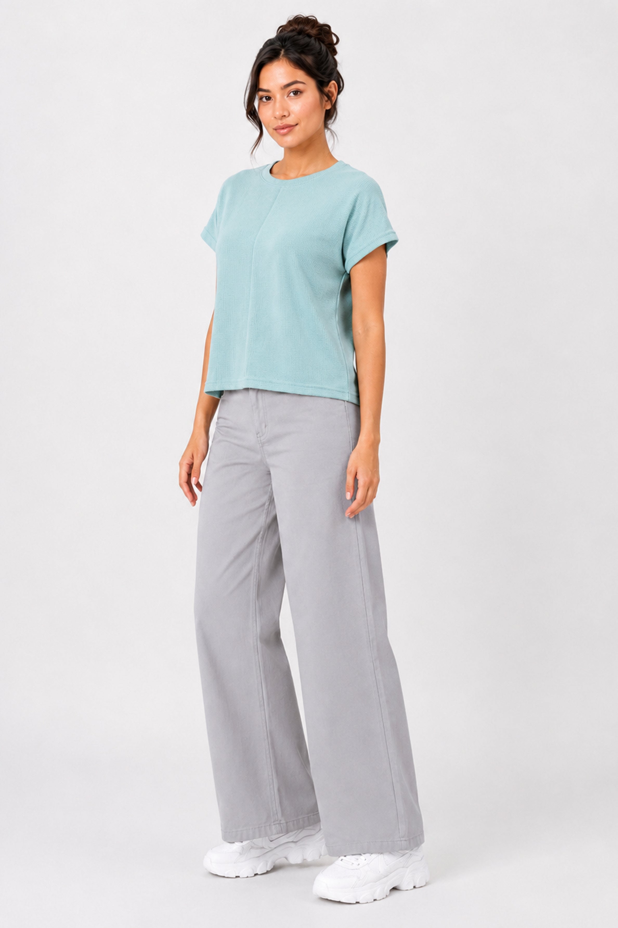 MODANO Casual Crew Neck Top - Green
