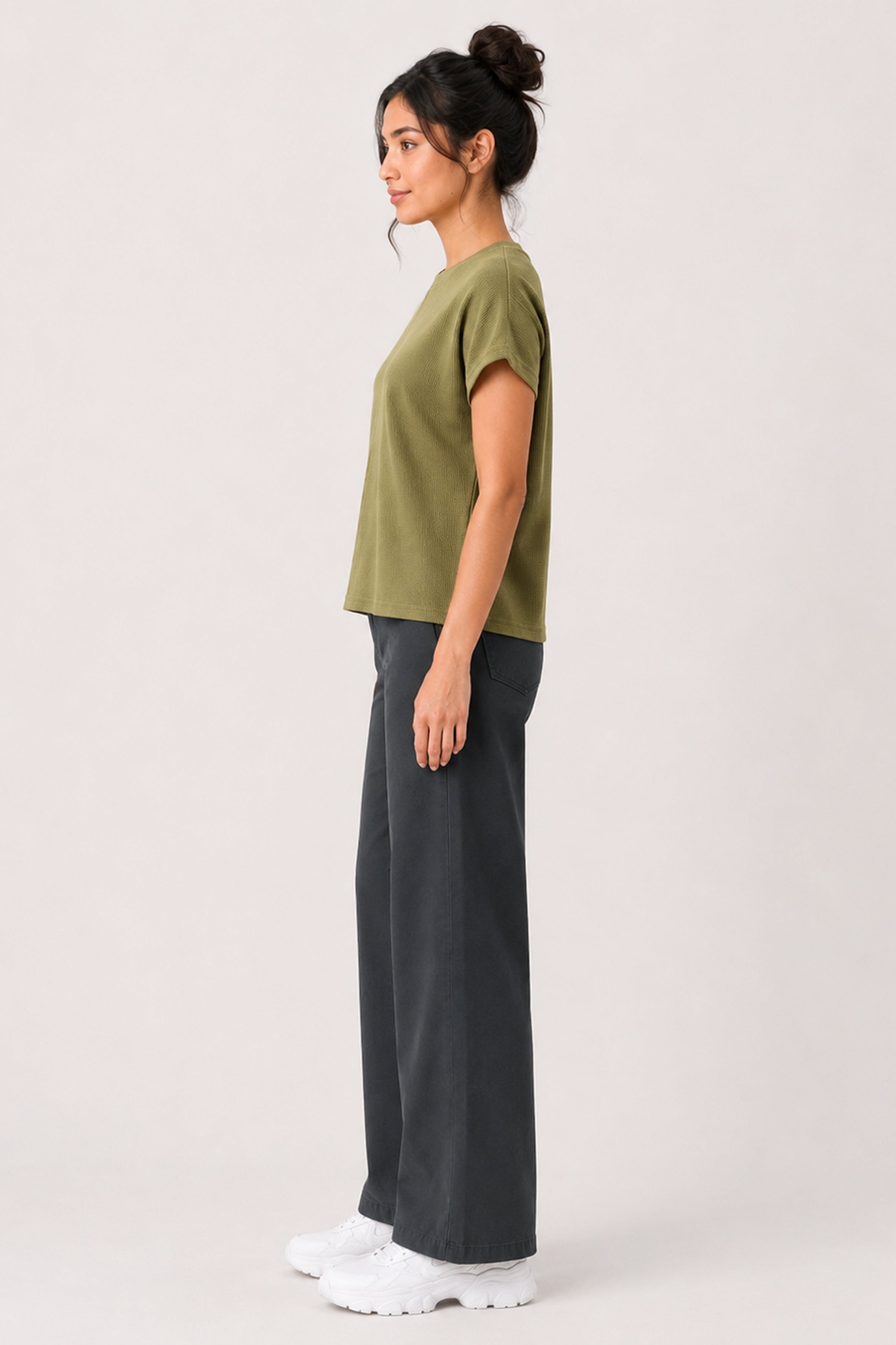 MODANO Casual Crew Neck Top - Olive